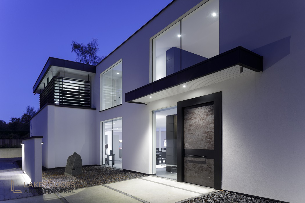 Oikos Synua ceramic pivot door